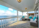 Spectacular bay views from the upper deck 